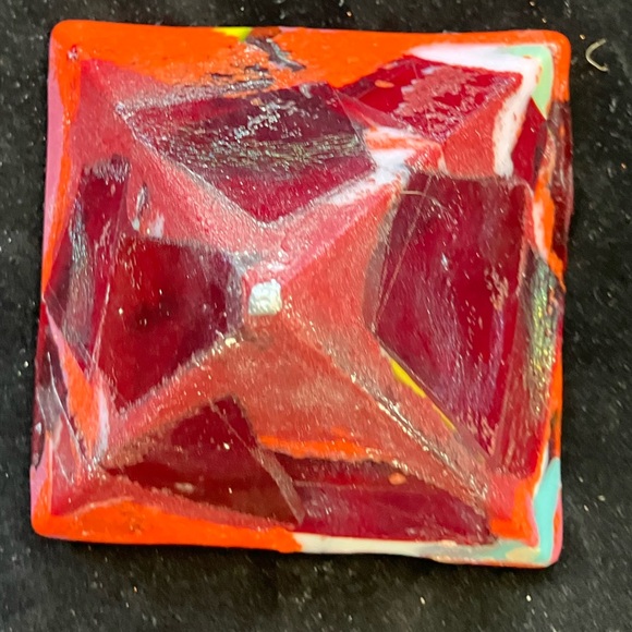 Handmade Cast Glass Pyramid “Solar Flare 2”  Brilliant Yellow Glass  4”x4” - Picture 7 of 9